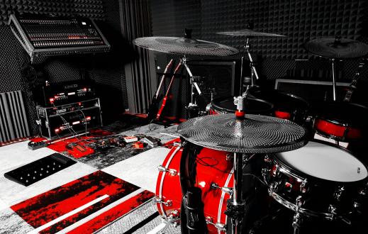 Andy Warga | Equipment | Drum-Tec Pro series Kick Drum, Snare und Floor Tom;